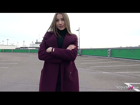 ❤️ 德国侦察员是一个梦想触摸斯蒂尔,停车场告诉和性感的钱 ❌ Fucking video